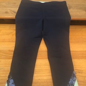 Under Armour ladies leggings size small